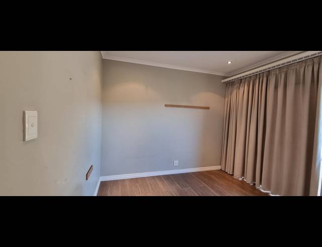 3 BEDROOM APARTMENT FOR SALE IN LA LUCIA